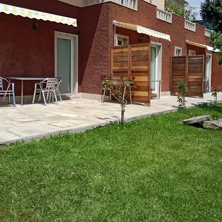 Areos De Cabio アパート