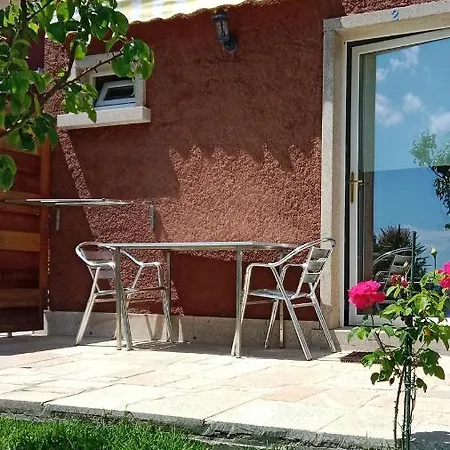 Apartamento Areos De Cabio *